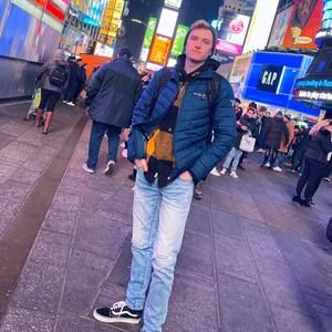 Meet your Posher, Brandon